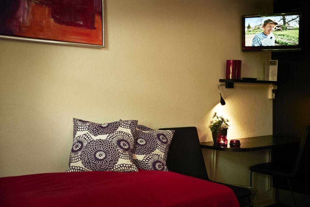 Хостел Stoberiet Свеннборг Екстер'єр фото A room at the hotel