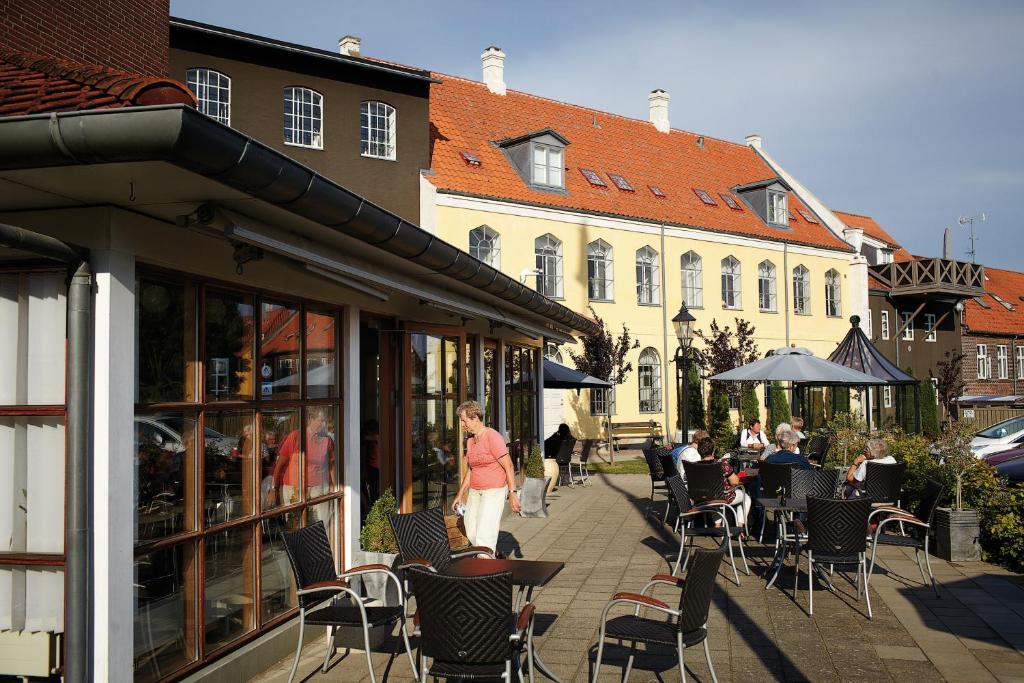 Хостел Stoberiet Свеннборг Екстер'єр фото The old town of Sønderborg